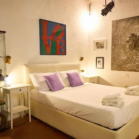 Apartment Seipuntozero Art Factory Oltrarno Florence